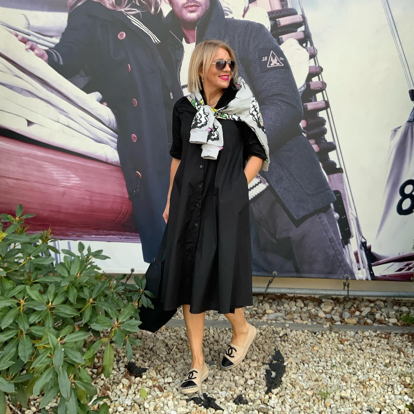 Hemdblusenkleid in Schwarz