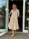 Hemdblusenkleid in Beige