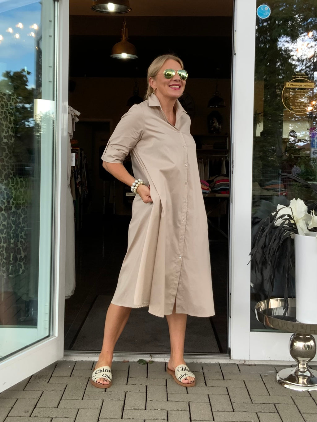 Hemdblusenkleid in Beige